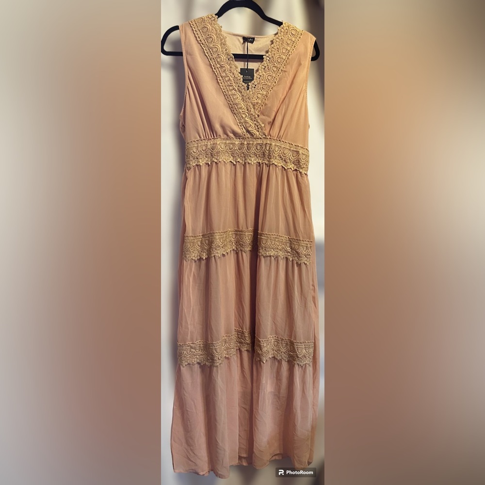 Women’s Plus Size 2XL Maxi Dress. Peachy Salmon Color. Double layered.